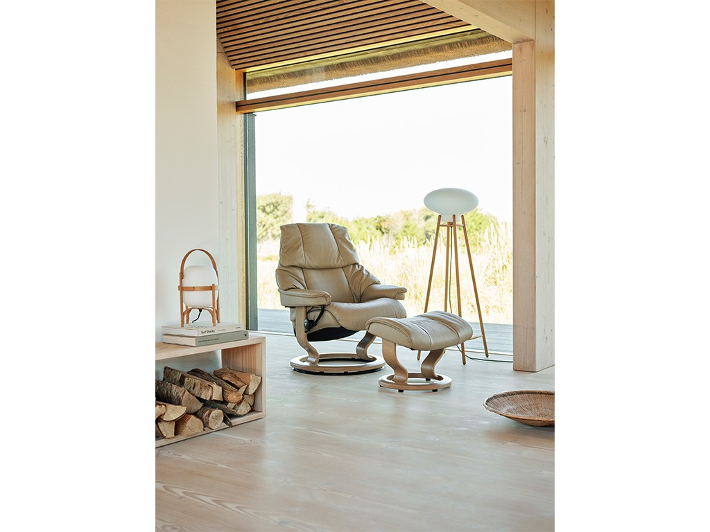 Stressless Reno M Classic Sessel mit Hocker – ergonomischer Relaxsessel in Leder, zeitloses Design & perfekter Sitzkomfort